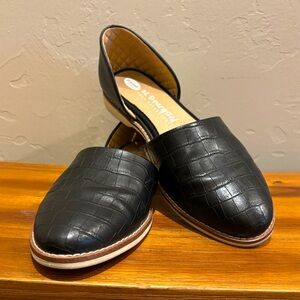 Dr. Scholl's Black Slip-On Loafers with Textured Leather SIZE 8.5 EUC